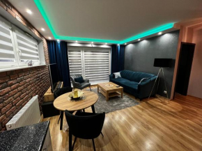Apartament VIP-2, Reda